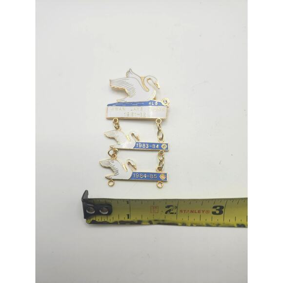 Vtg Lions Club Swan Lake 4L5 Pin 1981-82 1983-84 1984-85 3-Piece Dangle Enamel - Picture 3 of 5